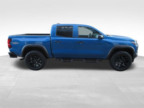 Certified 2024 Chevrolet Colorado Trail Boss w/ Technology Package AWD/4WD image 7