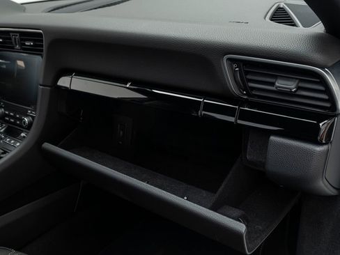 Used 2018 Porsche 911 Carrera image 31