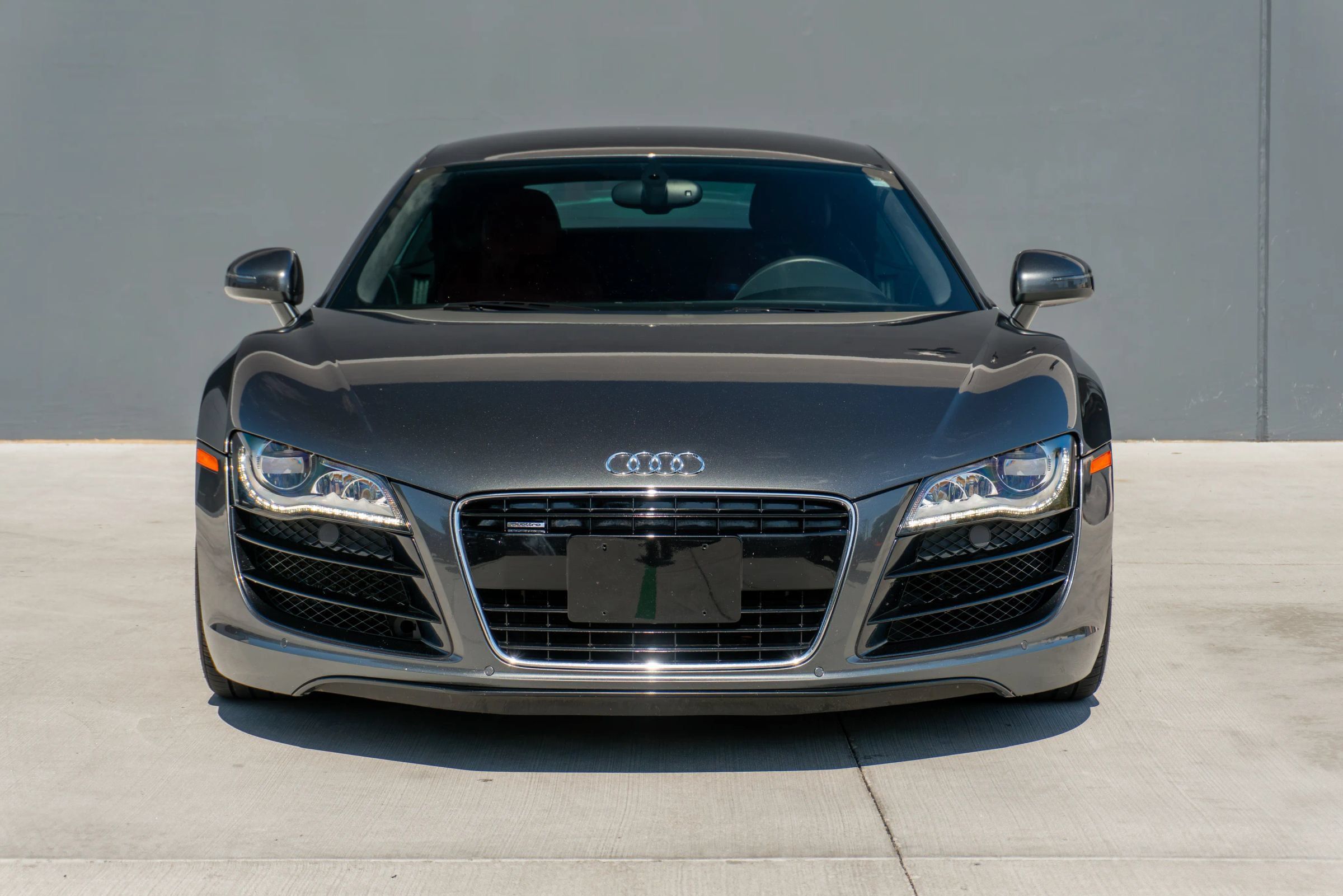 Used 2011 Audi R8 V10 AWD/4WD image 4