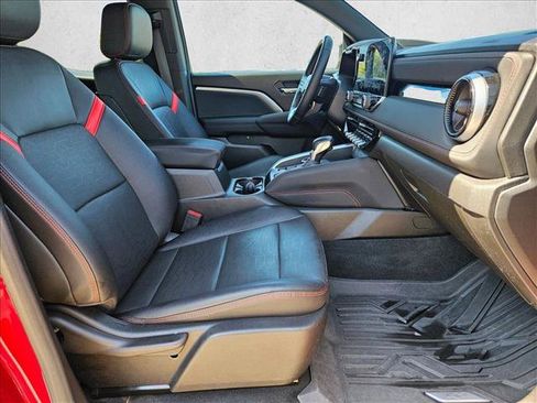 Used 2023 Chevrolet Colorado Z71 w/ Z71 Convenience Package 2 AWD/4WD image 20
