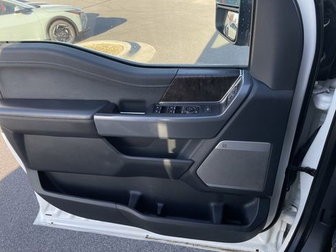 Used 2022 Ford F150 Lariat w/ Equipment Group 502A High image 20