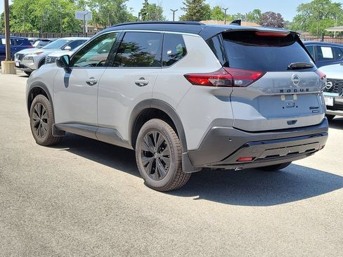 Used 2023 Nissan Rogue SV w/ SV Premium B Package AWD/4WD image 3