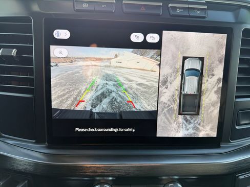 Used 2024 Ford F250 Lariat w/ Sport Appearance Package image 28