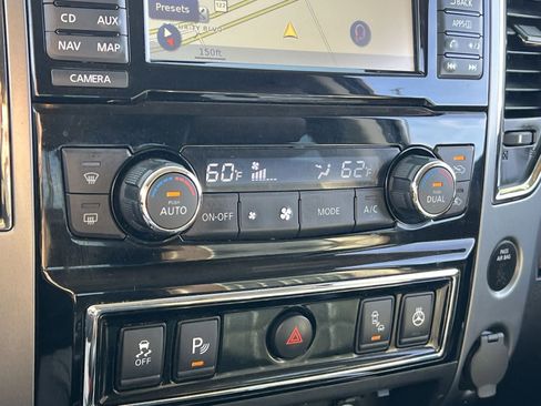 Used 2018 Nissan Titan Platinum Reserve w/ Platinum Utility Package image 21