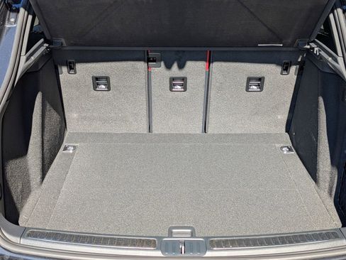 New 2026 Porsche Macan GTS image 27