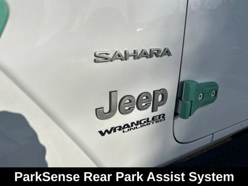 Used 2021 Jeep Wrangler Unlimited Sahara w/ Safety Group AWD/4WD image 19