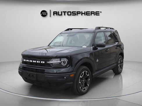Used 2023 Ford Bronco Sport Outer Banks w/ Tech Package image 4