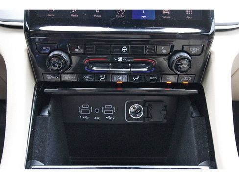 Used 2022 Jeep Grand Cherokee Limited RWD image 28