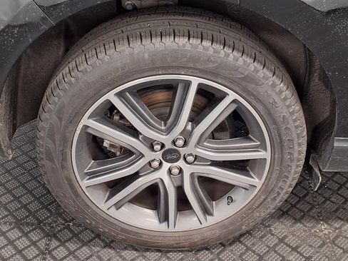 Used 2024 Ford Edge Titanium AWD/4WD image 29