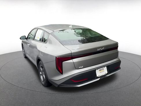 Used 2025 Kia K4 FWD image 11