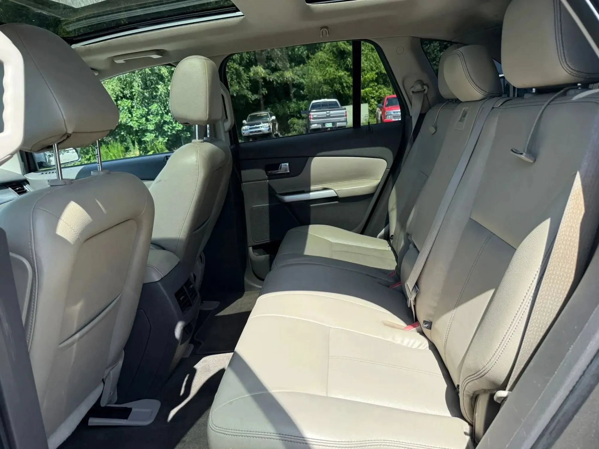 Used 2013 Ford Edge SEL FWD image 21