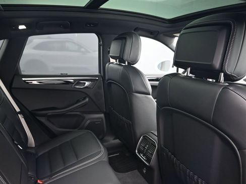 New 2026 Porsche Macan S image 7