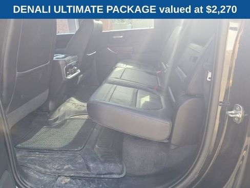 Used 2022 GMC Sierra 2500 Denali w/ Denali Black Diamond Edition AWD/4WD image 5