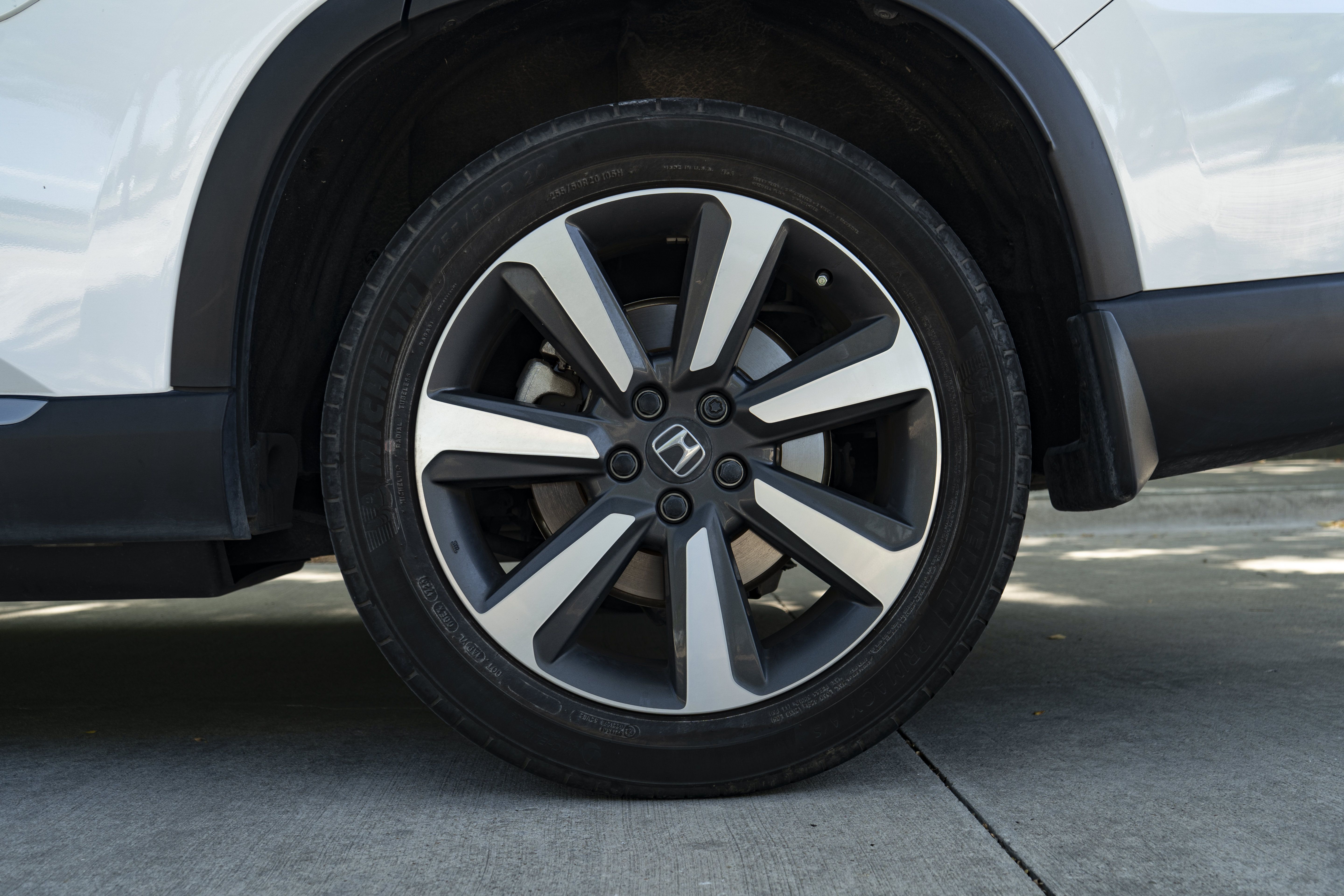 Certified 2023 Honda Pilot Touring image 15