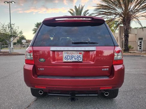 Used 2008 Land Rover LR2 HSE image 4