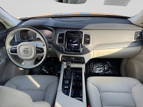 Used 2020 Volvo XC90 T6 Momentum w/ Protection Package Premier AWD/4WD image 19