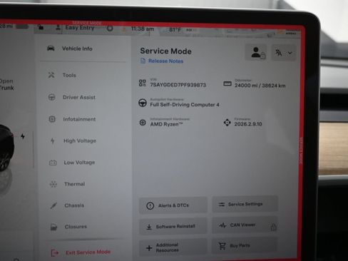 Used 2023 Tesla Model Y 2WD image 16