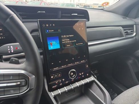 Used 2025 GMC Terrain Elevation image 36