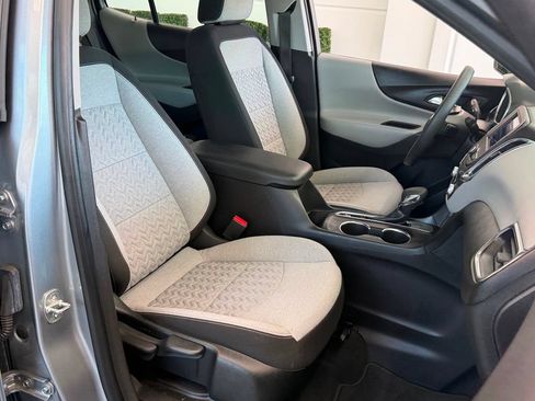 Used 2024 Chevrolet Equinox LS w/ Driver Confidence II Package FWD image 19