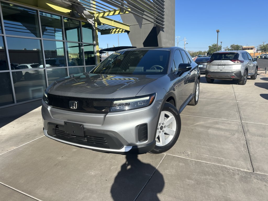 Used 2024 Honda Prologue EX image 2