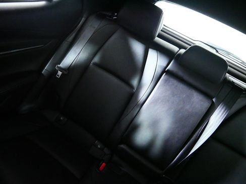 Used 2024 MAZDA MAZDA3 s FWD image 12