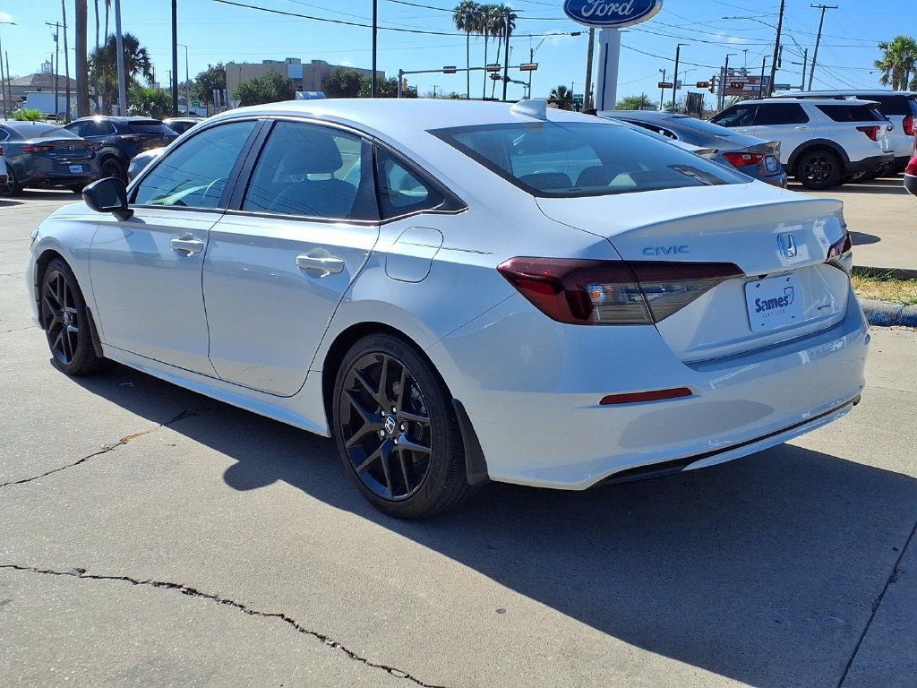 Used 2025 Honda Civic Sport image 6