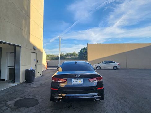 Used 2020 Kia Optima S image 30