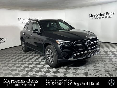Certified 2025 Mercedes-Benz GLC 300 4MATIC image 1