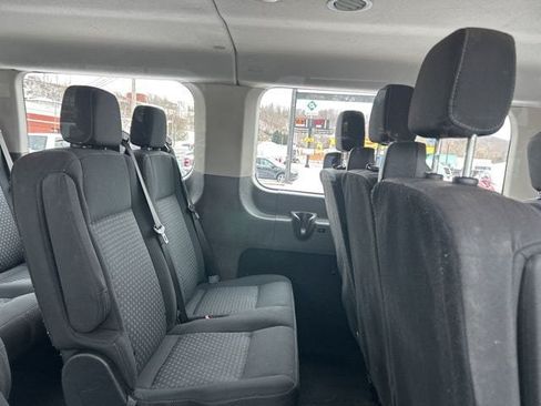 Used 2022 Ford Transit 350 XLT RWD image 22