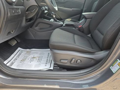 Used 2023 Hyundai Kona SEL FWD image 13