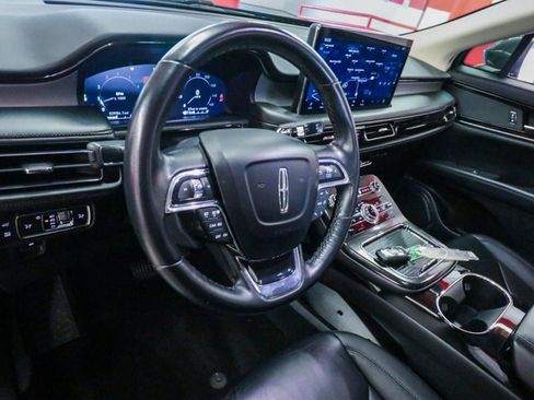 Used 2021 Lincoln Nautilus Standard w/ Equipment Group 101A image 13