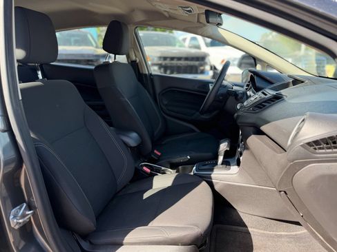Used 2016 Ford Fiesta SE FWD image 6