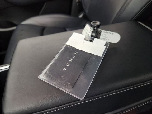 Used 2021 Tesla Model Y 2WD image 22