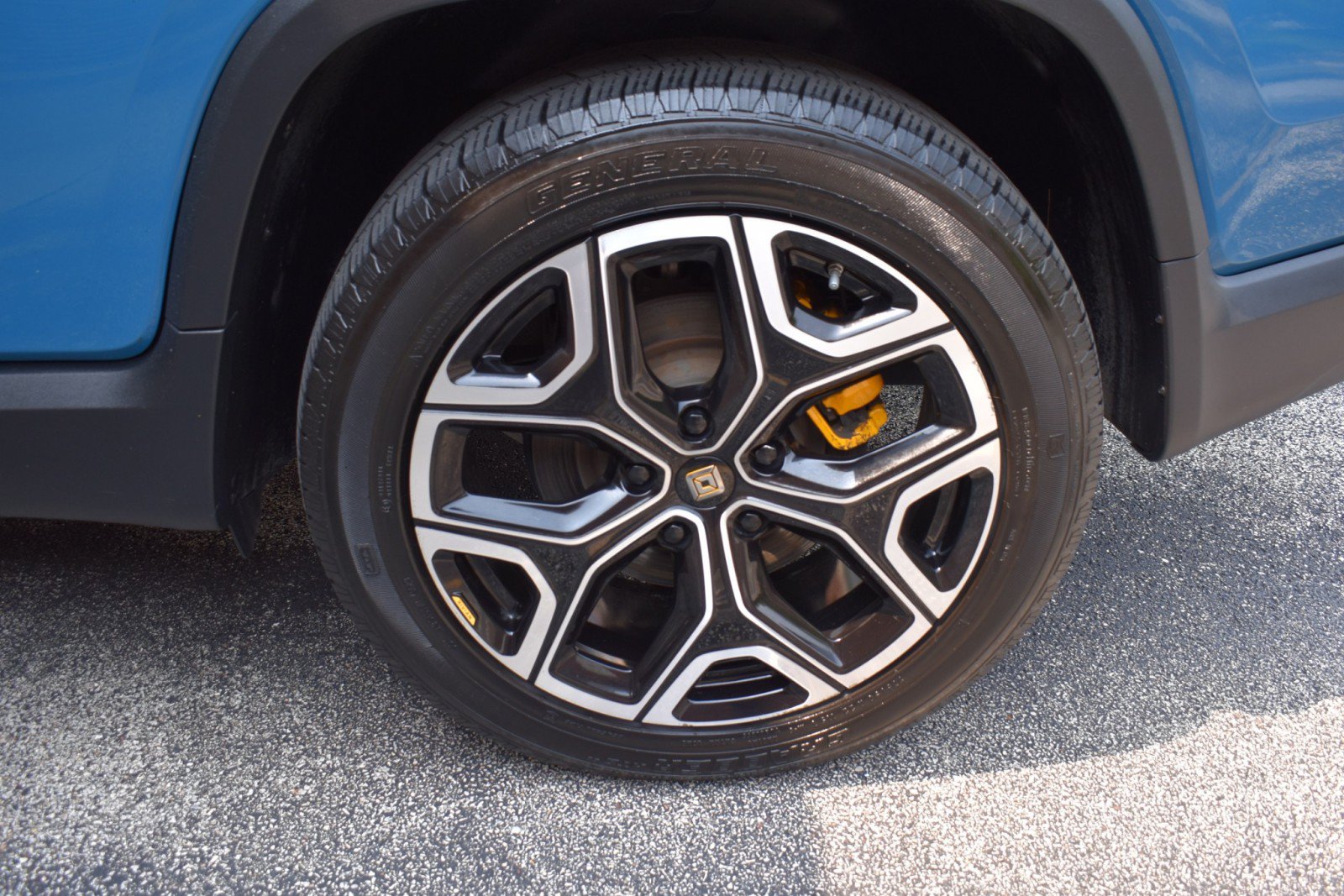 Used 2022 Rivian R1T Launch Edition AWD/4WD image 40