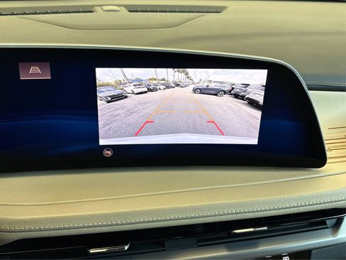 Used 2024 Cadillac XT4 Premium Luxury FWD image 23