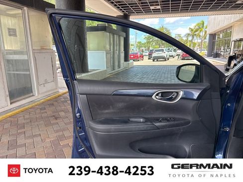 Used 2019 Nissan Sentra SR FWD image 18