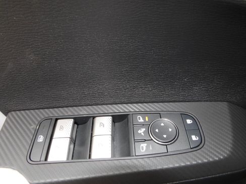 New 2026 Mitsubishi Outlander SE image 19