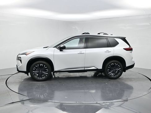 New 2026 Nissan Rogue Platinum AWD/4WD image 3