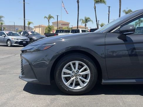 Used 2025 Toyota Camry LE FWD image 22