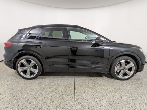 Certified 2024 Audi Q4 e-tron Premium Plus w/ Premium Plus image 8