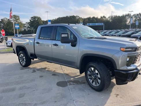 New 2026 Chevrolet Silverado 2500 Custom w/ Custom Value Package image 14