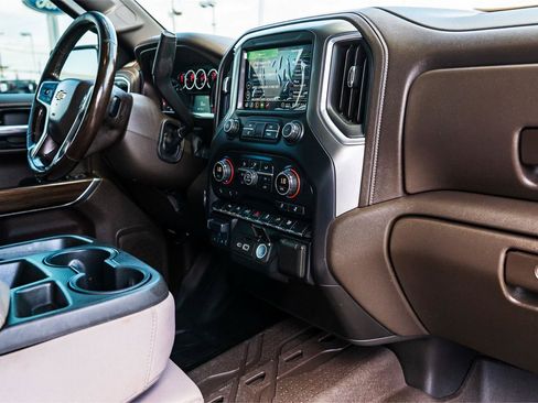 Used 2020 Chevrolet Silverado 1500 LT w/ Texas Edition AWD/4WD image 26