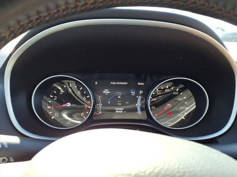 Used 2018 Jeep Compass Limited w/ Navigation Group image 17