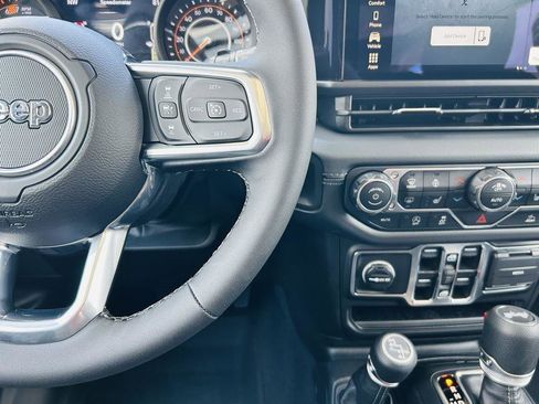 New 2025 Jeep Wrangler Sahara image 15