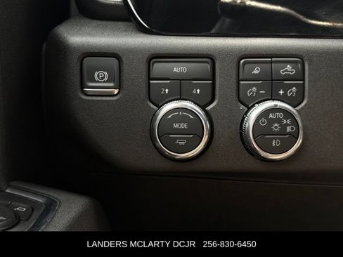 Used 2025 GMC Sierra 1500 SLT AWD/4WD image 26