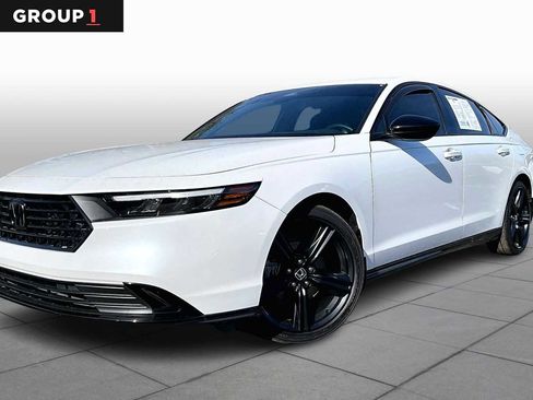 Used 2024 Honda Accord Sport image 1