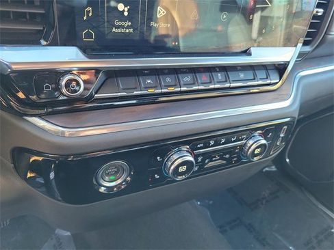 Used 2024 GMC Sierra 1500 SLT image 22