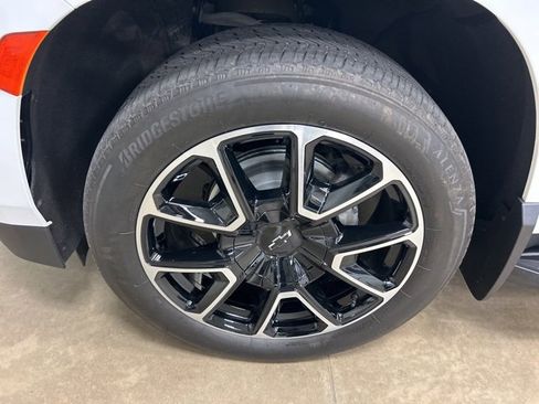 Used 2023 Chevrolet Tahoe RST image 8