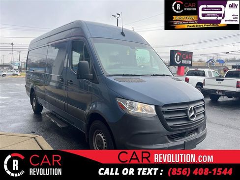 Used 2019 Mercedes-Benz Sprinter 170 image 1