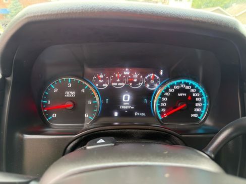 Used 2017 GMC Yukon Denali w/ Open Road Package AWD/4WD image 25